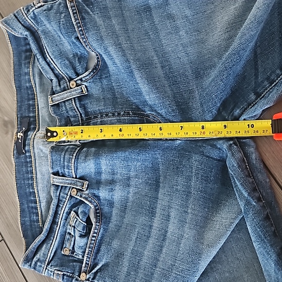 7 for all mankind crop distressed jeans - Picture 9 of 10